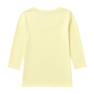 เสื้อยืดผู้หญิงสีเหลือง แขนสามส่วน คอวี ผ้าฝ้ายออร์แกนิค 100% คุณภาพพรีเมียม ผ่านการรับรอง GOTS ยับยาก นุ่ม ระบายอากาศได้ดี ทรงคลาสสิก - Product Image 2