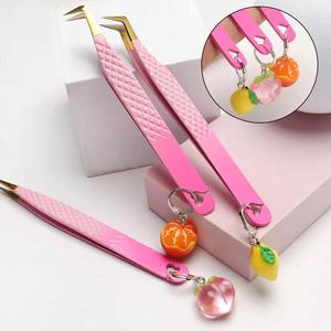 Pinzas para Pestañas de Acero Inoxidable Rosa con Dijes de Frutas, Punta de Precisión para Extensión de Pestañas - Product Image 1