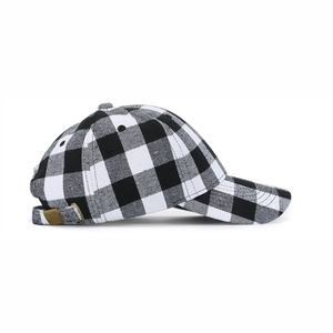 Casquette de baseball en coton personnalisée avec design tendance, bordure ornée de strass et logo brodé 3D personnalisé, finition satinée - Product Image 2