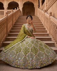 Divyam Creation Lehenga Choli brodé rose en spandex extensible, coupe classique, longueur au sol, tenue de mariage traditionnelle pour femmes, Inde - Product Image 1