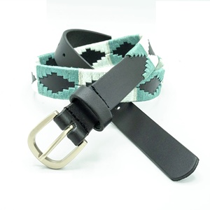 Cinturón de Polo Argentino Bordado en Cuero de Primera Calidad Hecho a Medida con Hebilla de Peltre, Cinturones de Polo de Cuero de Lujo en Venta - Product Image 1