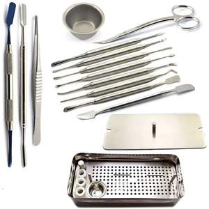 Kit d'entraînement à la suture pour étudiants en médecine et chirurgie, marque privée, avec kit de formation chirurgicale et instruments de dissection par Grip Surgical - Product Image 6