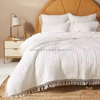Couette Kantha blanche douce et respirante en coton fait à la main pour couvre-lit ou couvre-lit