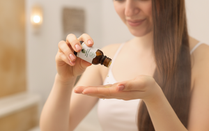 Aceite Esencial de Ciprés Natural de Bahia Laboratoire, Hecho en Túnez, Destilación Ecológica, 3 Años de Duración, Para Todo Tipo de Piel, en Cajas - Product Image 6