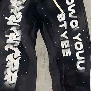 Pantalon de jogging noir personnalisé pour homme, effet délavé, avec logo imprimé délavé au soleil, patchwork, style streetwear, collection printemps, en coton - Product Image 2
