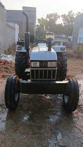 Tractor de 50 CV Usado Poco, con Motor y Caja de Cambios Cummins, para Agricultura Moderna, 2WD, Alta Productividad, Garantía de Kilometraje, 5 Estrellas - Product Image 2