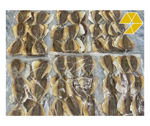 Snacks de Pescado Seco Tradicional con Rayas Amarillas - Textura Suave y Saludable, Sazonado con Especias y Hierbas de Vietnam - Product Image 1