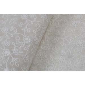 Tissu en dentelle teignable à motif floral pour broderie Chanderi blanc cassé, fil de 44 pouces de large par yard - Product Image 1