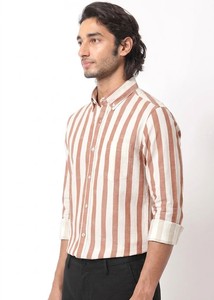 เสื้อเชิ้ตผ้าฝ้าย 100% ลายทางสไตล์คลาสสิค ใส่สบาย ระบายอากาศดี เหมาะสำหรับฤดูร้อน แบบติดกระดุม ODM - Product Image 3