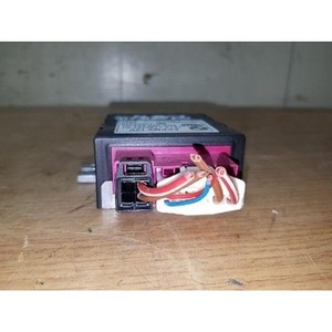 Unidad de Control de Bomba de Combustible para Serie 5 2007-2010, Usada, OEM 1614718042701 - Product Image 3