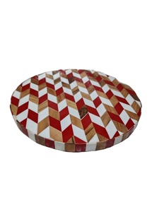 Support à gâteau en bois sculpté à la main avec résine époxy, pieds en métal de luxe, vitrine à desserts pour les célébrations, les dîners et les intérieurs - Product Image 4