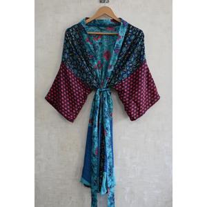 Robe kimono en soie patchwork pour femmes, style bohème, longue robe de nuit, style lounge luxueux - Product Image 2