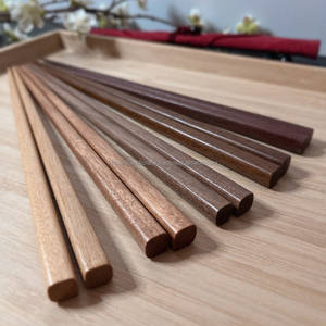 Restaurant Grade <b>Wooden</b> Chopsticks, Smooth Texture, Bulk Packing, Ideal for Daily Commercial Use - Product Image 1