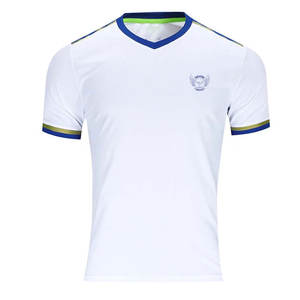 Camiseta de Fútbol Cómoda y Transpirable, Nueva Llegada, Mejor Calidad, Manga Corta, Hecha en Pakistán - Product Image 1