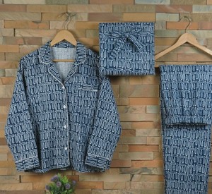 Conjunto de Pijama de Invierno para Mujer, de Algodón Tejido a Mano, Color Índigo, Suave y Sólido |   Ropa de Dormir Hecha a Mano |   Proveedor Mayorista de Ropa de Dormir - Product Image 1