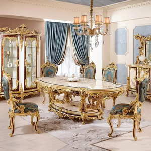 Elegante Juego de Comedor de Estilo Clásico Europeo con Mesa Ovalada de Caoba, Acabado Dorado Tallado, Muebles de Lujo para Comedor - Product Image 1