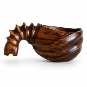 Taza de Madera Moderna Hecha a Mano por ALAN TRADERS, con Asa Tallada, Logotipo Personalizable, Diseño Vikingo, Madera Natural para Bodas y Campamentos - Product Image 1