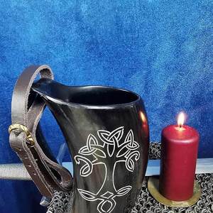 Taza de Cuerno Africana de Lujo para Café, Té, Vino, Cerveza, Diseño Animal Tallado a Mano para Fiestas - Product Image 1
