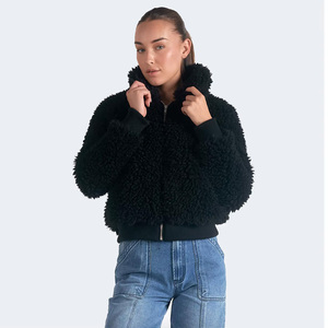 Veste en fausse fourrure noire pour femme, fermeture éclair, col montant, manches longues, tricotée, longueur normale, imperméable, réversible - Product Image 5