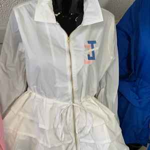 Chaqueta de Mujer Jack and Jill con Peplum, Cierre Frontal con Cremallera, Estilo Casual, Dobladillo con Volantes, Abrigo Elegante para Mujer - Product Image 3