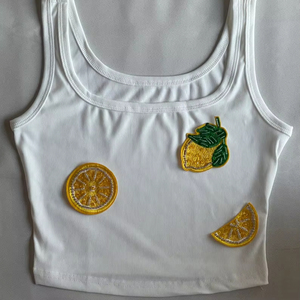 T-shirts pour bébés personnalisés brodés à la main, style Y2K, T-shirts perlés, T-shirts brodés de perles - Product Image 1