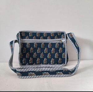 Bolso de Hombro Acolchado de Algodón con Estampado Floral, Bolso Bandolera con Cierre de Cremallera, Bolso Casual para Viajes y Compras para Mujer - Product Image 2