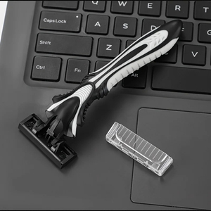 Safety <b>Razor</b> Men's 6 Blade Safety <b>Razor</b> With Replaceable Blades Features A Non Slip Handle Made Of Durable Stainless Steel - Product Image 3