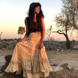 Falda Bohemia con Diseño de Encaje en Capas, Falda Maxi Fluida, Estilo Gitano, para Festivales, a Precio de Mayoreo - Product Image 1