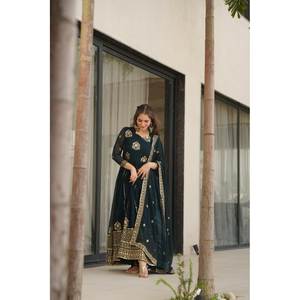 ชุดมุสลิมแบบดั้งเดิมที่สวยงามและชุด dupatta สำหรับชุดปาร์ตี้ที่สง่างามแบบดั้งเดิม - Product Image 6