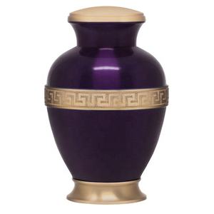 Urne funéraire luxueuse en laiton avec un savoir-faire exquis et un appel intemporel pour la conservation des cendres par Axiom Home Accents - Product Image 5