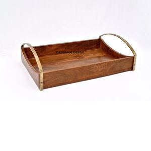 Plateau rectangulaire en bois d'acacia avec poignées en métal - Product Image 3