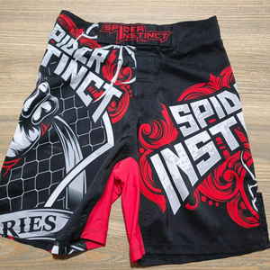 Shorts de Muay Thai durables avec design flexible, tissu respirant et matière à séchage rapide pour l'entraînement quotidien OEM - Product Image 1