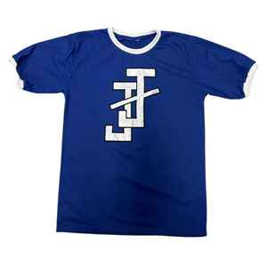 Camiseta Ringer Azul Rey para Hombre con Cuello y Mangas en Contraste Blanco, Logotipo Bordado en Chenille Personalizado, Algodón, Suministro al por Mayor OEM - Product Image 1