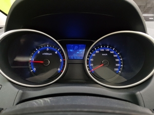 ฮุนได ทูซอน ปี 2014 รถ SUV ทนทาน รถอเนกประสงค์ขนาดกะทัดรัดมือสอง แข็งแกร่ง เชื่อถือได้ ใช้งานได้นาน - Product Image 5