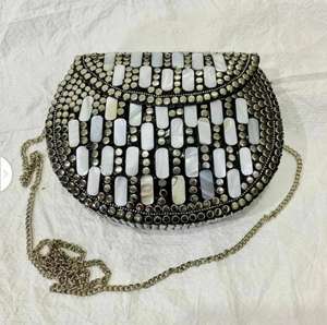 Sac à main pour femme en laiton plaqué argent scintillant de haute qualité, personnalisé pour les organisateurs d'événements, prix de gros HF CRAFTS - Product Image 4