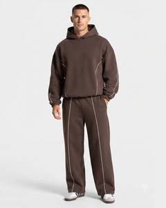 Ensemble de survêtement surdimensionné personnalisé pour homme, couleur espresso, avec détails contrastants, en molleton de coton de qualité supérieure, comprenant un sweat à capuche et un pantalon de survêtement à jambes larges, OEM - Product Image 1