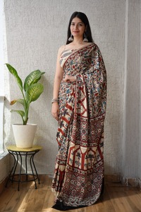 Sari en pure soie modal avec imprimé Ajrakh exclusif - Teinture naturelle, imprimé à la main au bloc, motif Ajrakh - Product Image 3