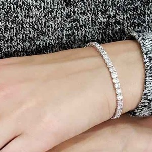 Sofisticada pulsera de diamantes ovalados cultivados en laboratorio de 5.50 quilates en oro blanco de 18 quilates para mujer, joyería de lujo chapada en rodio para eventos - Product Image 3