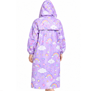 Manteau de pluie léger à capuche pour usage quotidien, équipement de pluie, service OEM ODM, tissu léger, capuche réglable, entretien facile, coupe unisexe - Product Image 2