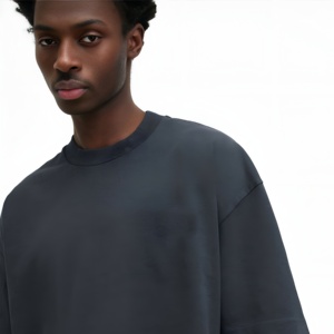 Camiseta Unisex Negra Oversize de Algodón, Estilo Casual Urbano, Corte Holgado, Manga Corta, Moda de Verano, Básica, con Logotipo Personalizado, Venta al Por Mayor - Product Image 5