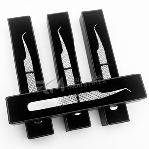Pince à épiler personnalisée Diamond Grip pour cils, à pointe coudée à 45 degrés, argentée, et pince à épiler individuelle, emballage boîte noire - Product Image 5