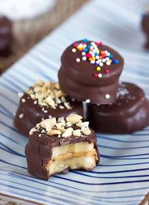 Bananes glacées enrobées de chocolat de qualité export, dessert surgelé sain fabriqué au Vietnam, fournisseur - Product Image 6