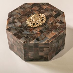 กล่องไม้มะม่วงทรงสี่เหลี่ยมฝังเรซิ่นคุณภาพสูง TIME 2 DECOR ผลิตด้วยมือในอินเดีย ปรับแต่งขนาด/สี/ดีไซน์ได้ ของขวัญแต่งงาน - Product Image 5