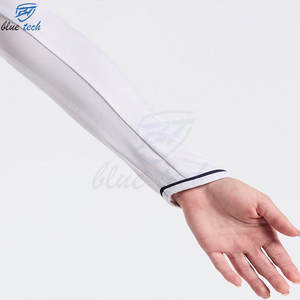 Ensemble de sport pour femme grande taille de haute qualité : uniforme de tennis à manches longues et soutien-gorge de sport, séchage rapide, respirant, 100 % polyester, service OEM, vente en gros - Product Image 5