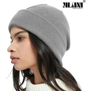 Bonnet en tricot isolant gris clair pour femme Jilani Handicraft avec du duvet - Product Image 3