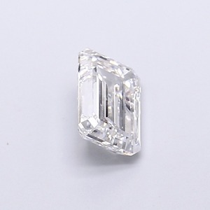 Diamant blanc de laboratoire de 1,52 carat, couleur D, pureté VS1, taille émeraude, avec une excellente finition, idéal pour les bijoux haut de gamme. - Product Image 4