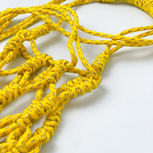 กระเป๋าใส่ขวดทำมือสไตล์โบฮีเมียนจาก JNC Macrame ผลิตจากผ้าฝ้ายโพลีเอสเตอร์ เป็นมิตรกับสิ่งแวดล้อม ใช้ซ้ำได้ เหมาะสำหรับใส่ของปิกนิกหรือเป็นของขวัญ - Product Image 2