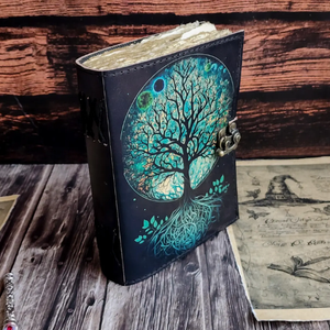 Mini Diario de Cuero Hecho a Mano 5x7, Diseño Árbol de la Vida y Fases Lunares, con Lápiz, Ecológico, para Viajes - Product Image 3