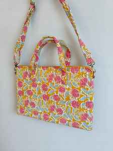 Bolso para Portátil de Algodón con Estampado Floral de Lujo, Cierre de Cremallera, Asa Suave, Diseño Ligero y Unisex para Viajes, Marca CLASSIC ART & CRAFT - Product Image 4