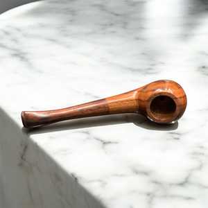 Pipe à fumer en bois faite à la main, forme naturelle, rustique, pipe à herbes, objet d'art, objet de collection, artisanat en bois sculpté - Product Image 4